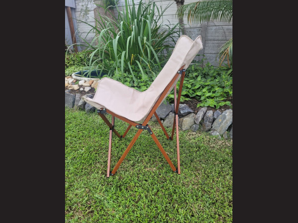 ALI WOODEN CHAIR